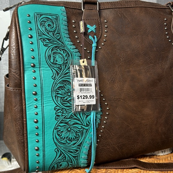 Trinity Ranch Duffle Bag Western Toiled - Picture 13 of 13